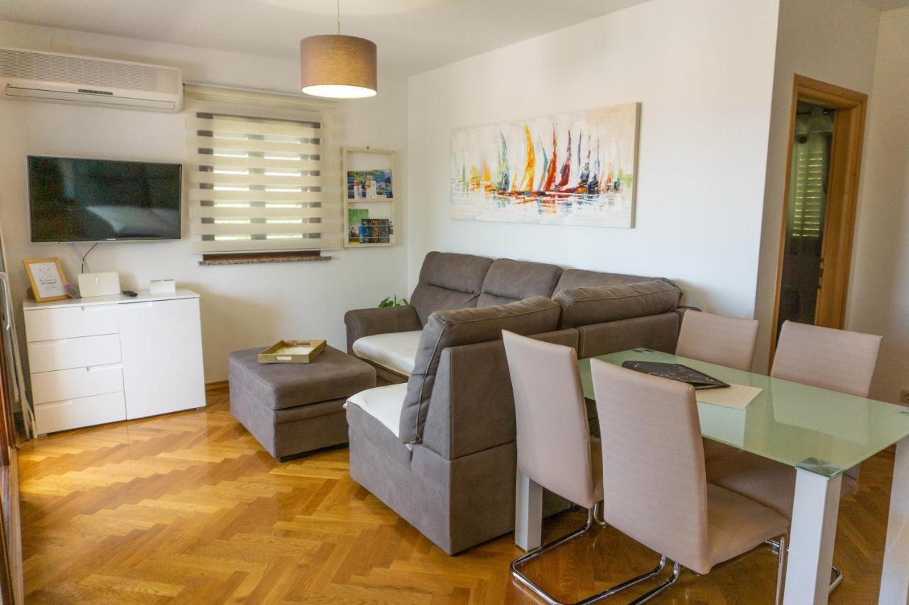 Apartment Jadran Malinska Exterior photo